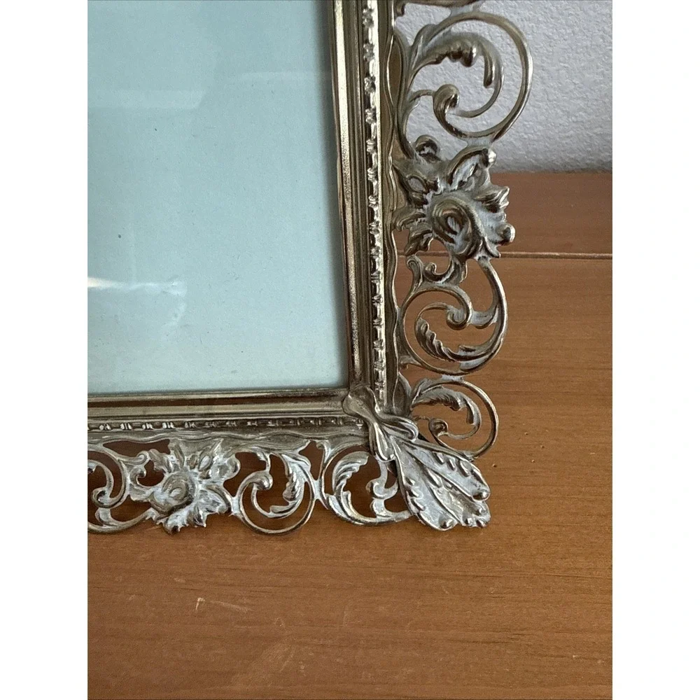 VTG Filigree Picture Photo Frame 5x7 Inch Brass Gold White Metal Ornate Standing